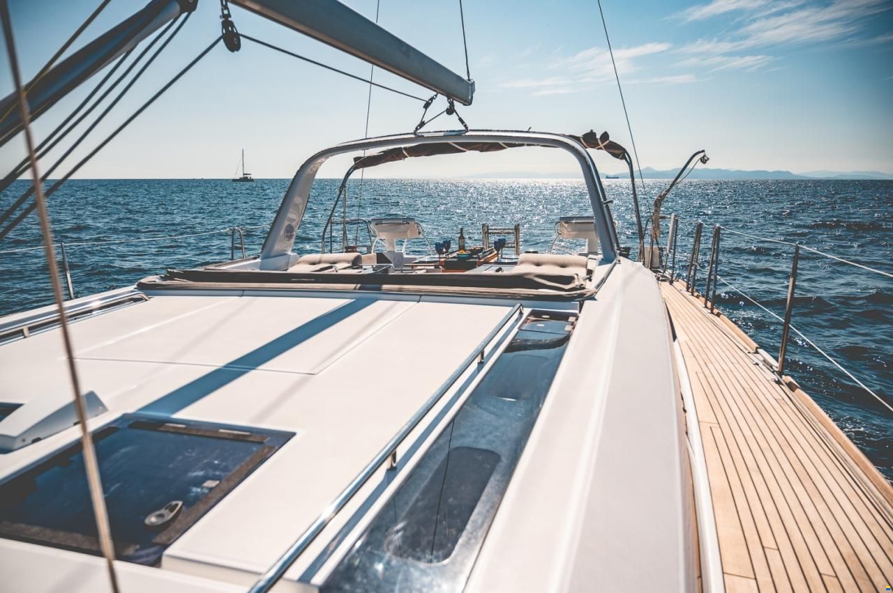 Beneteau Oceanis 55.1 Owner's Version