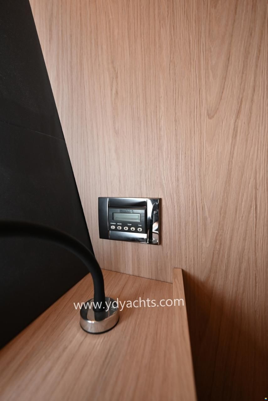 Beneteau Oceanis 55.1 Owner's Version