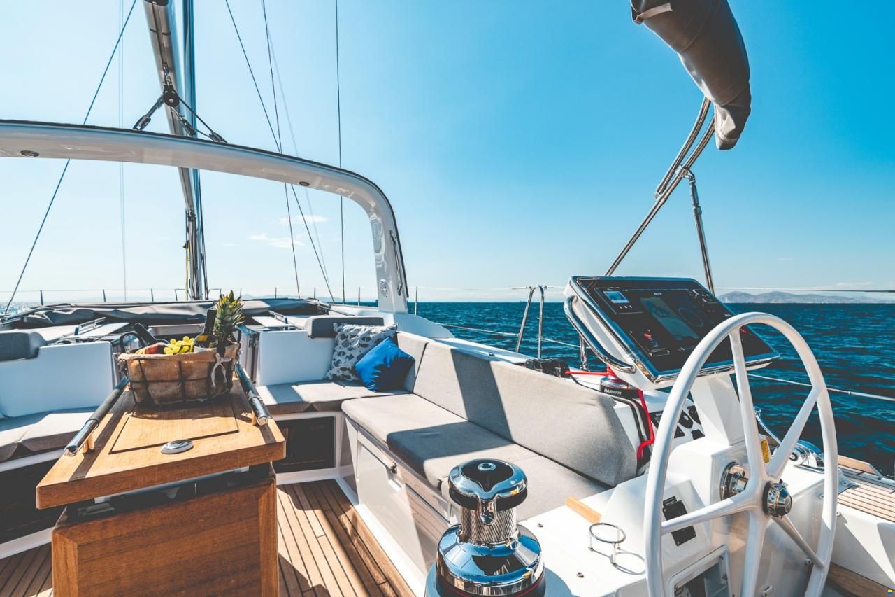 Beneteau Oceanis 55.1 Owner's Version