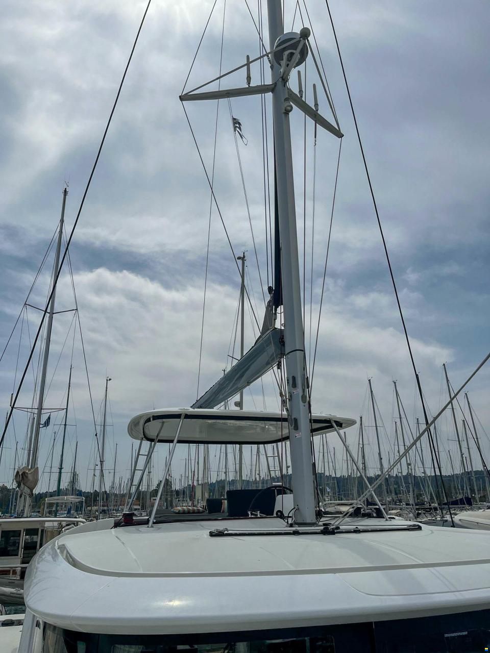 Lagoon 46 Owner's Version