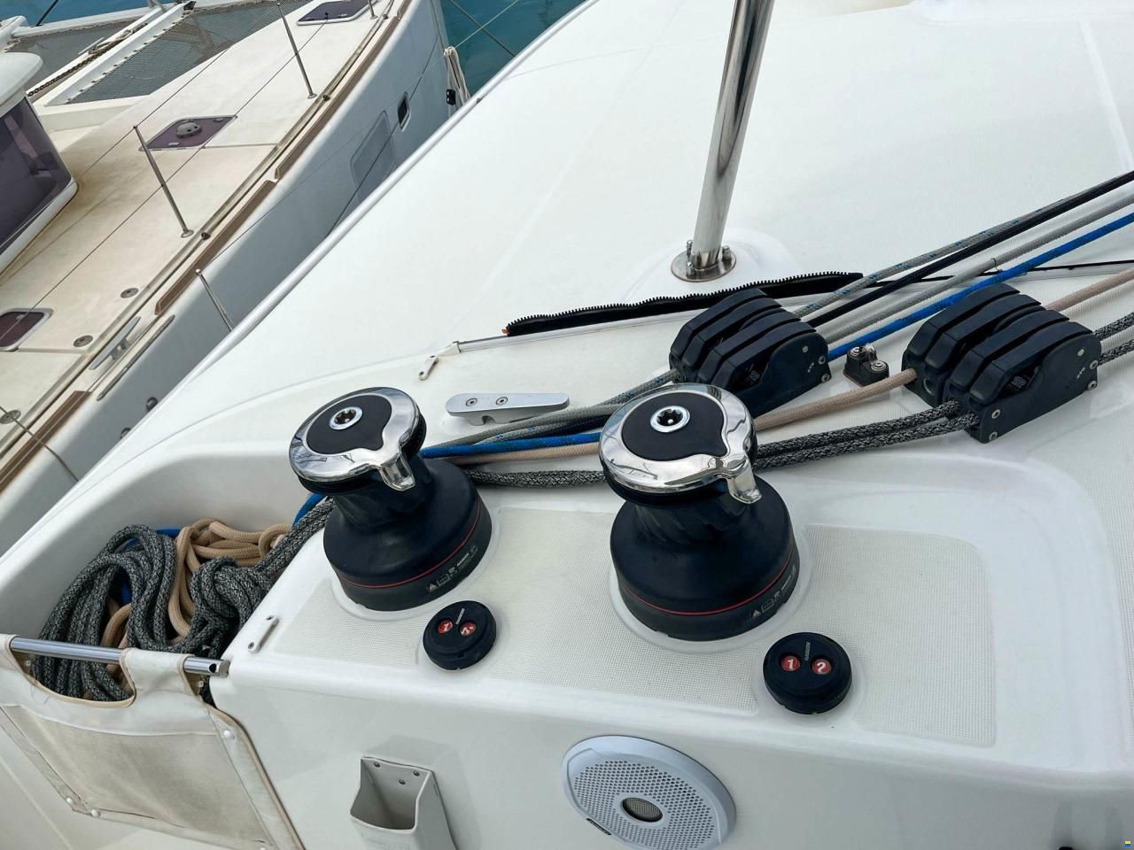Lagoon 46 Owner's Version