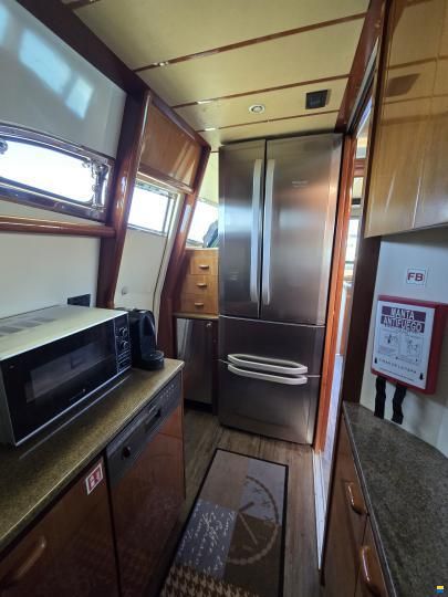 Ferretti 70 Flybridge