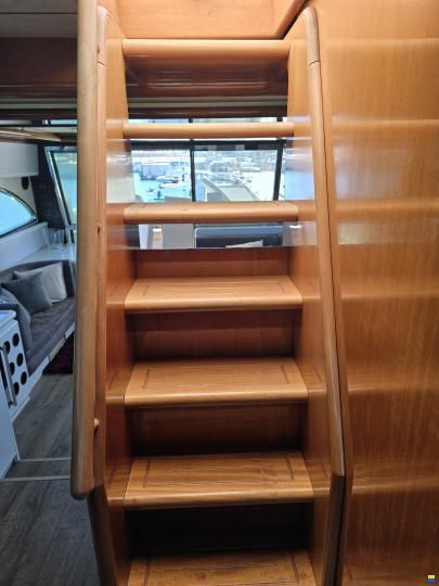 Ferretti 70 Flybridge