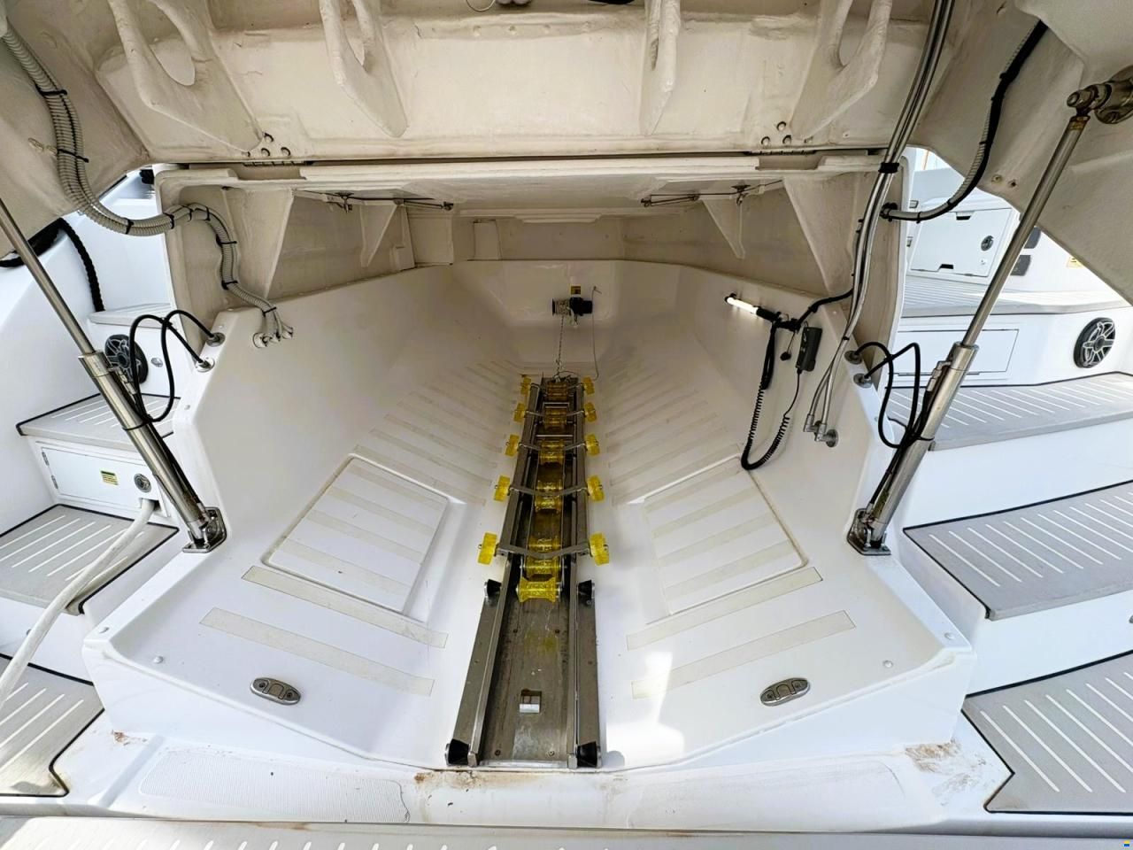 Azimut Atlantis 51