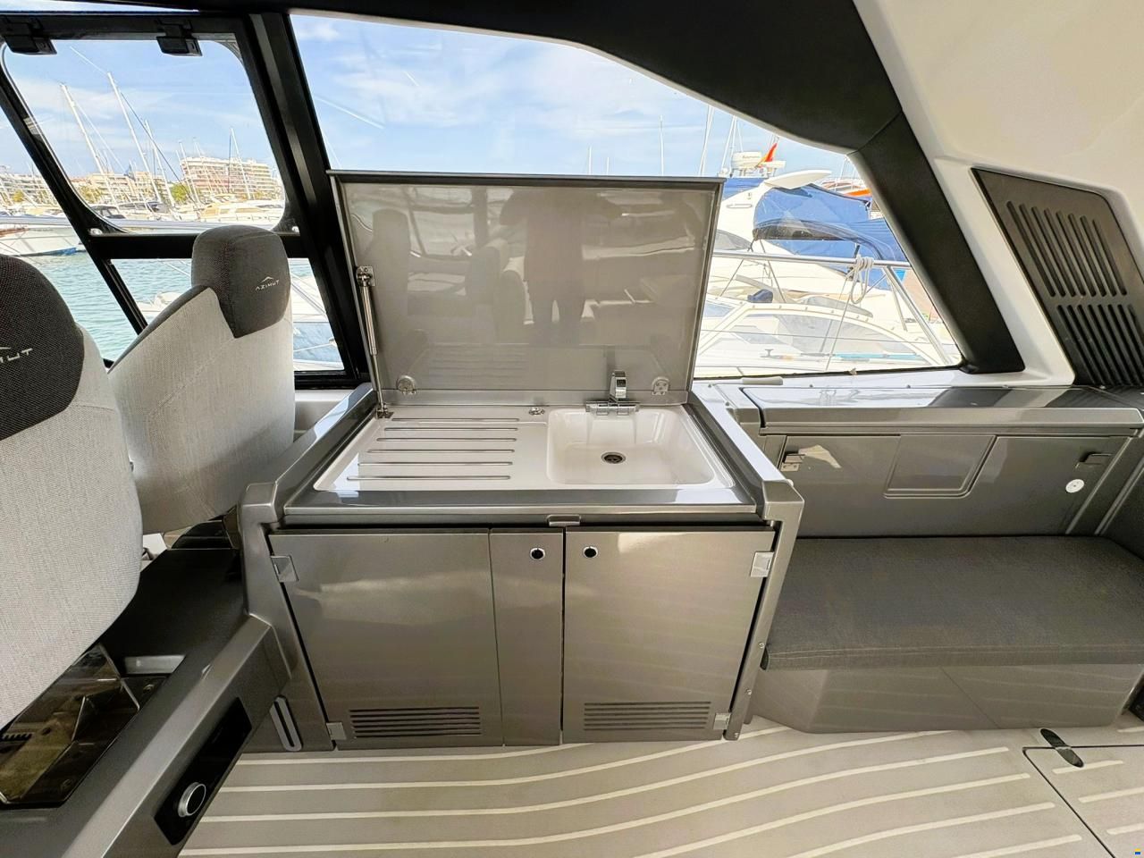 Azimut Atlantis 51