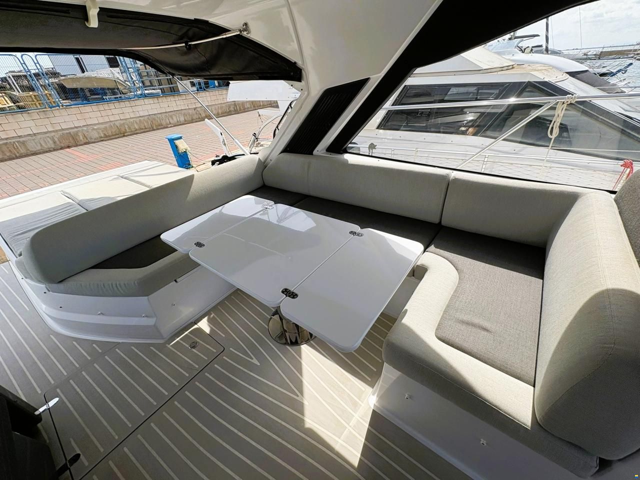 Azimut Atlantis 51