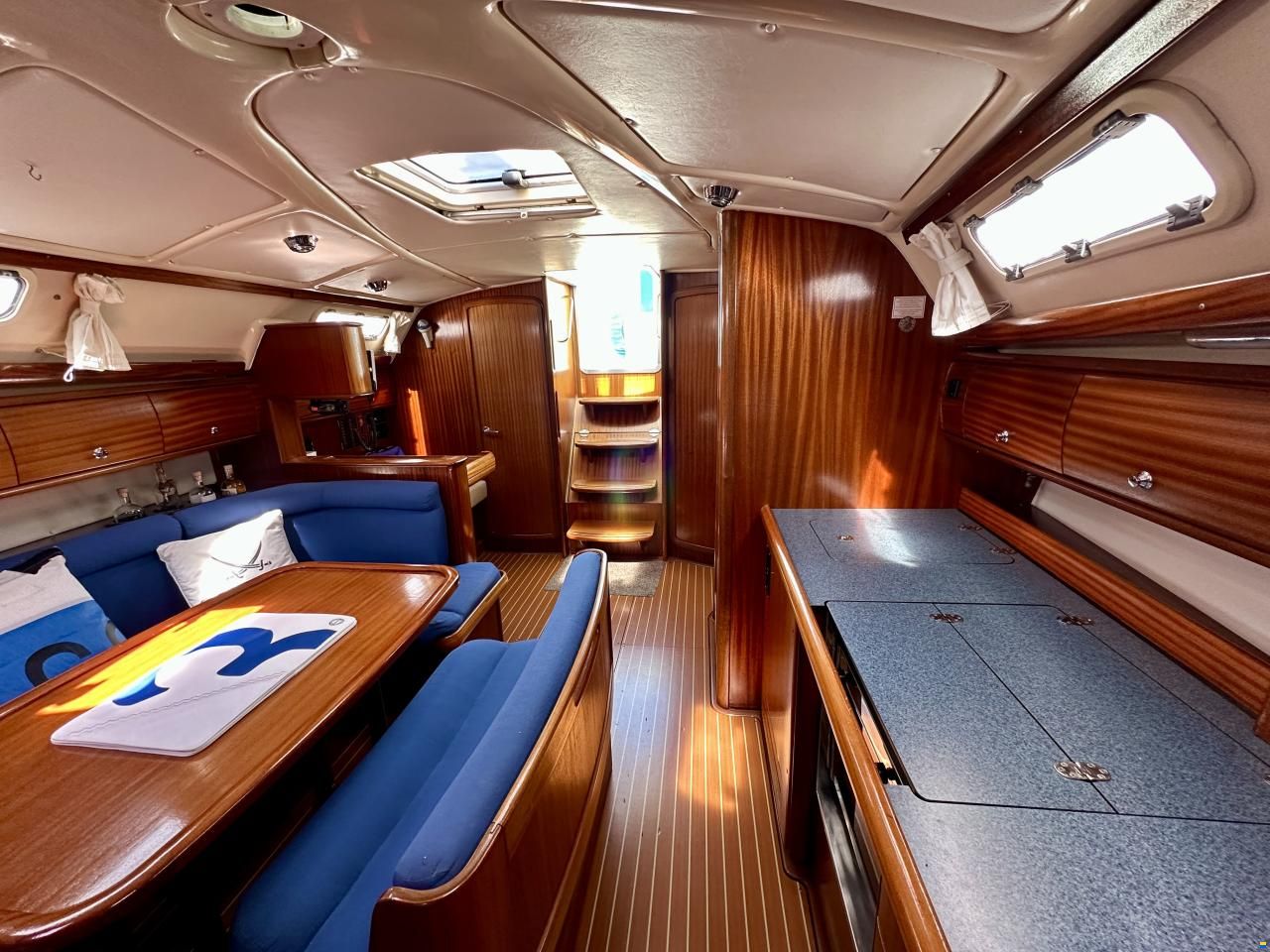 Bavaria Cruiser 38