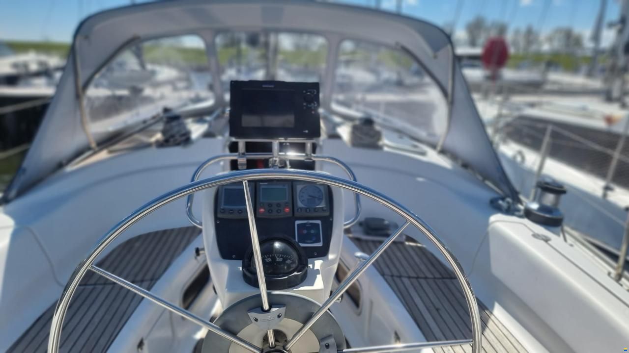 Bavaria Cruiser 38