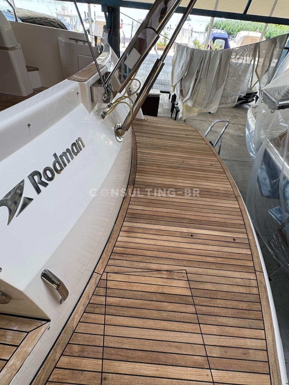 Rodman Muse 44