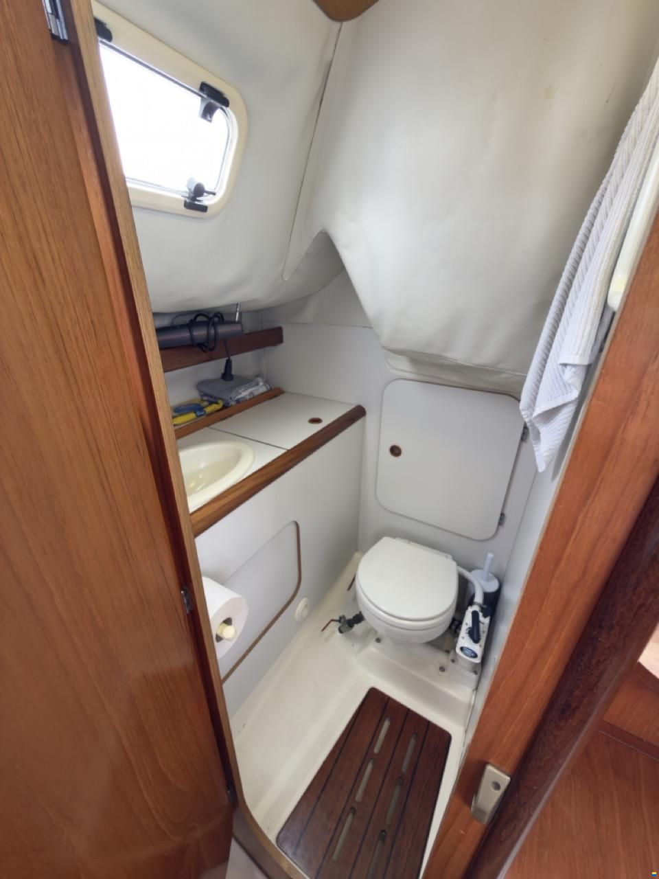 Beneteau First 285
