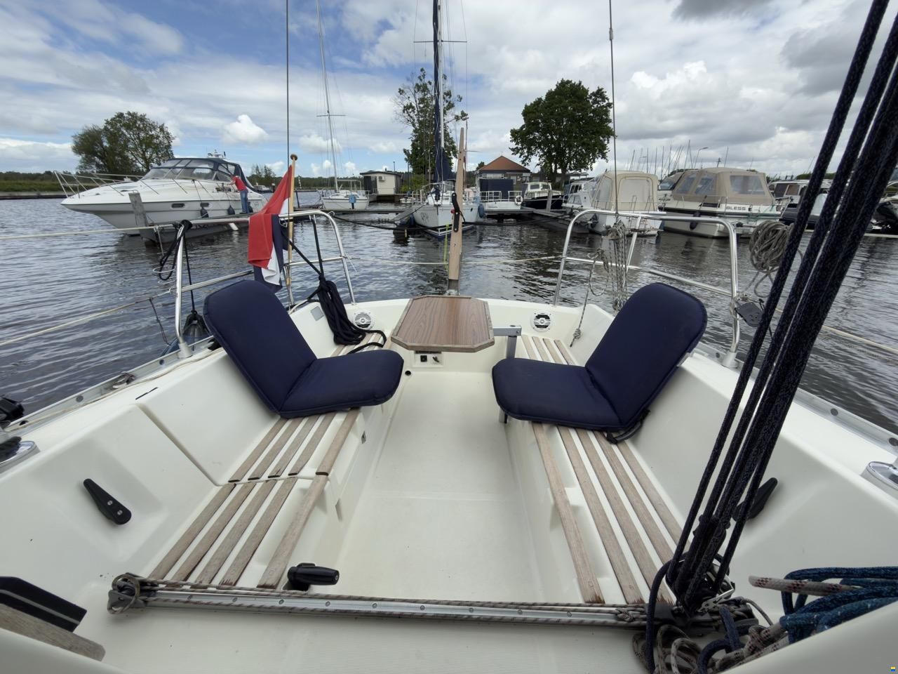 Beneteau First 285