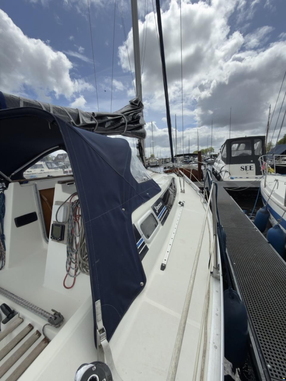 Beneteau First 285