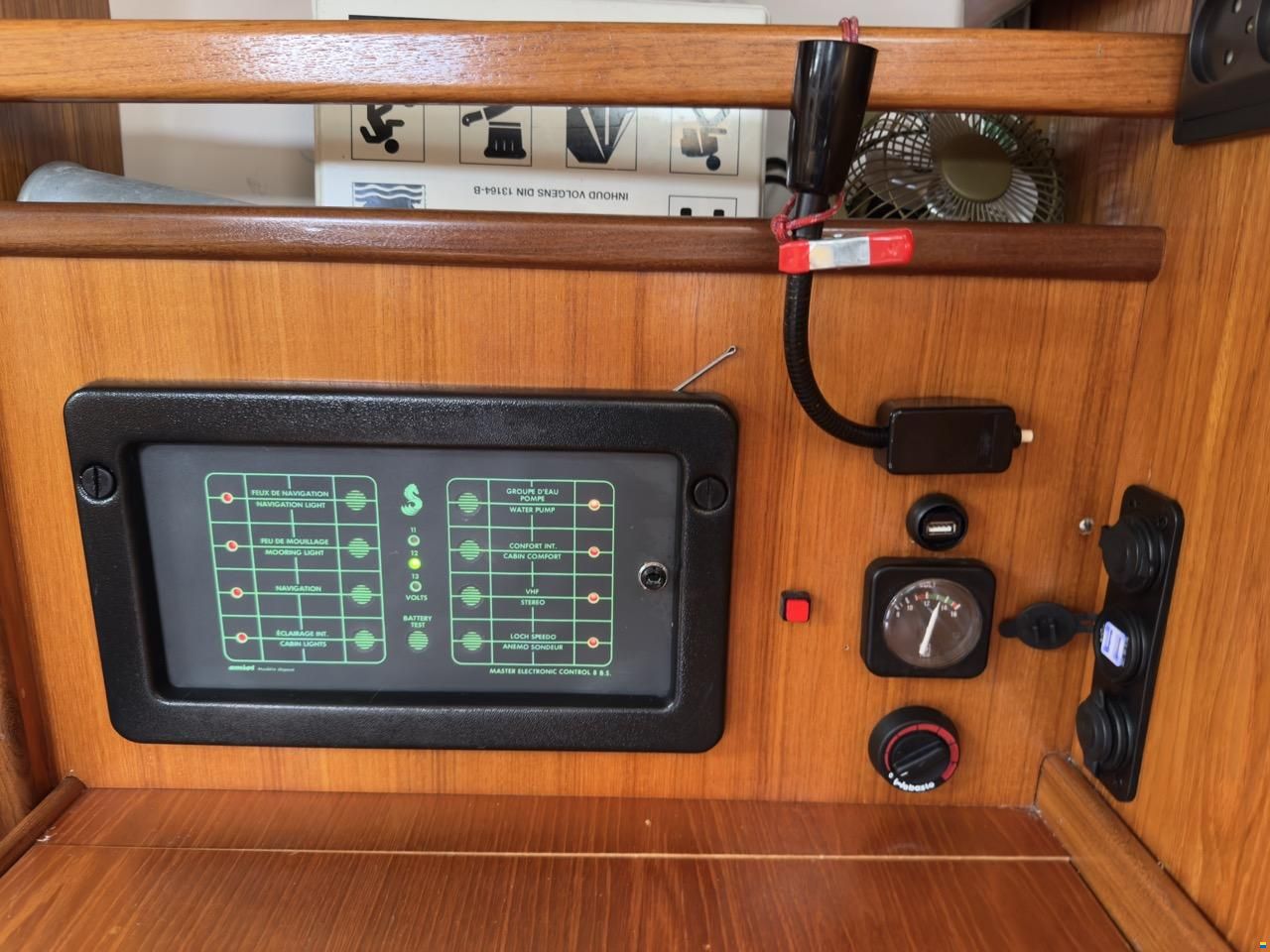 Beneteau First 285