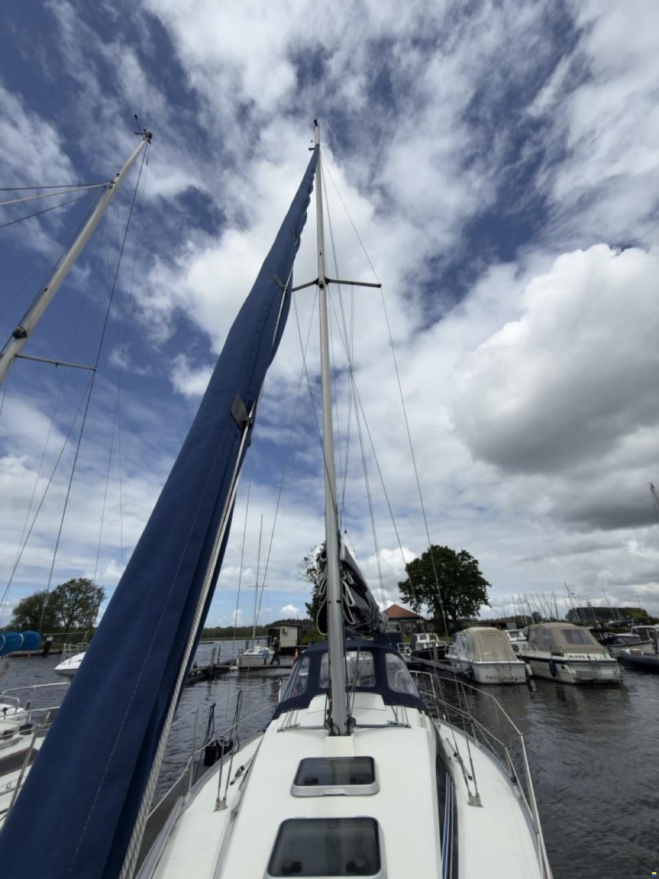 Beneteau First 285