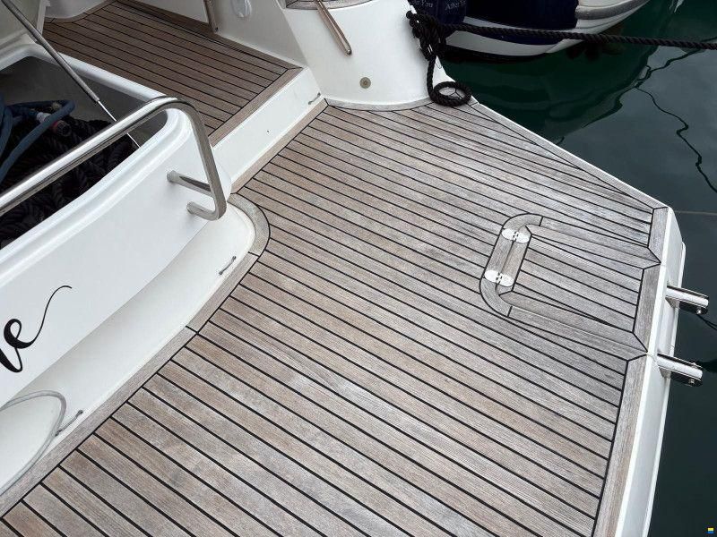 Galeon 325 HTS