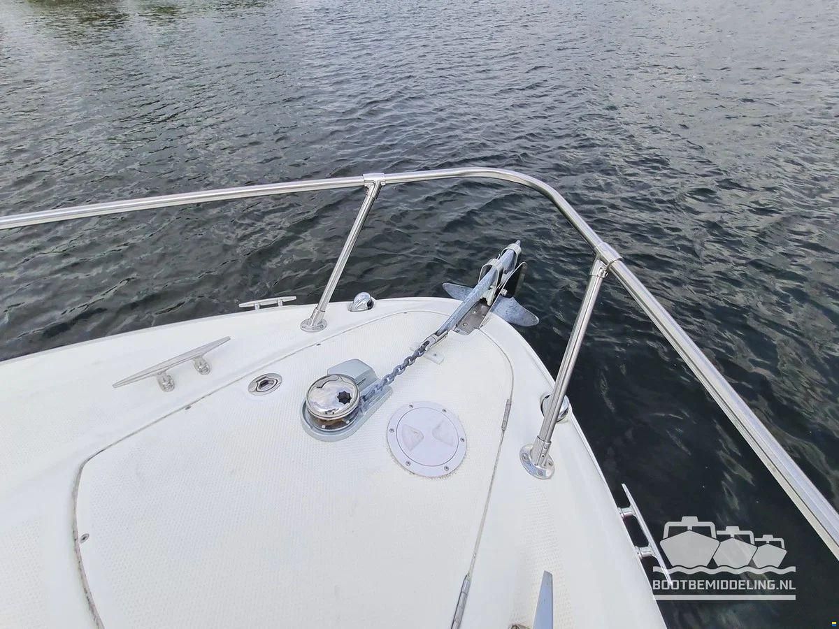 Maxum 2400 SC3