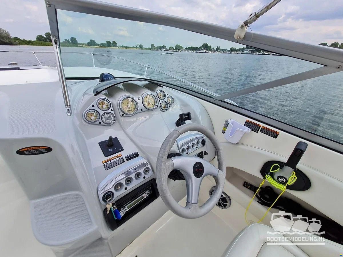 Maxum 2400 SC3