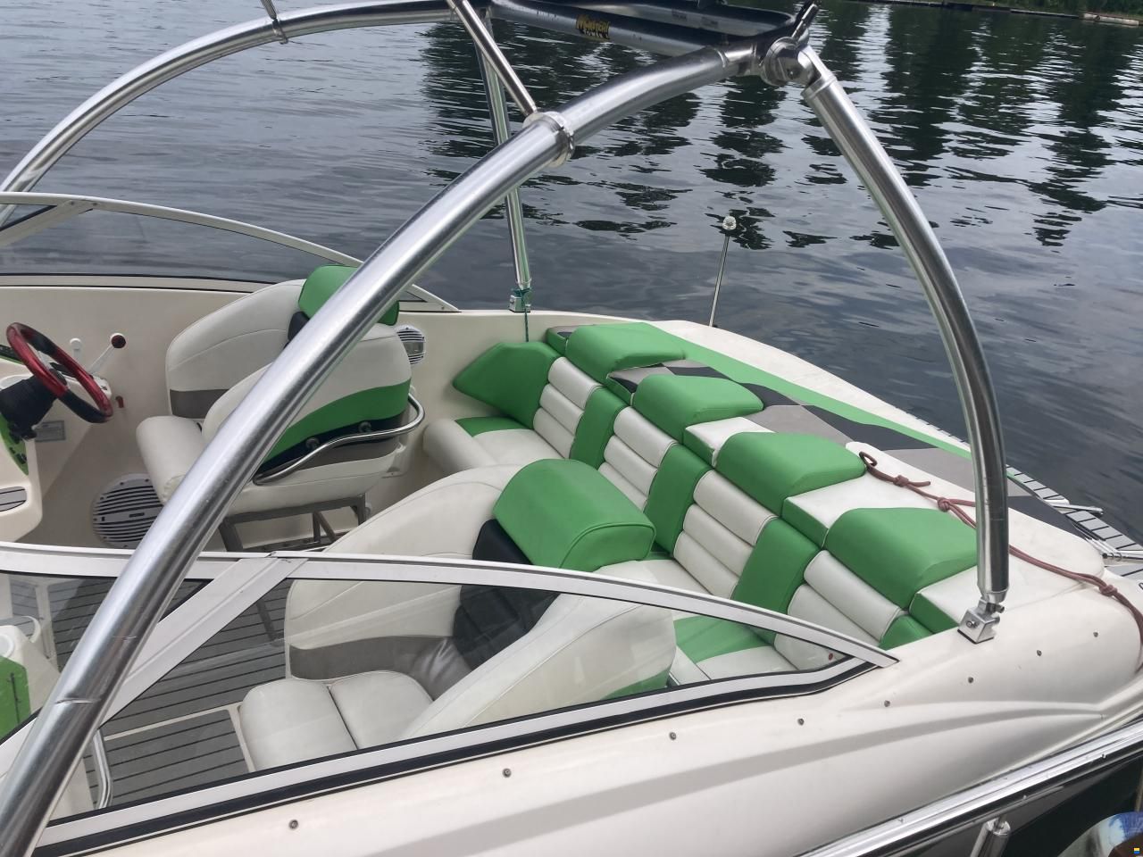 Rinker Captiva 262 SS