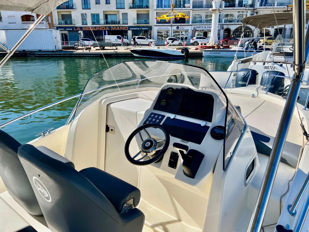 White Shark 240 Sport Cabin