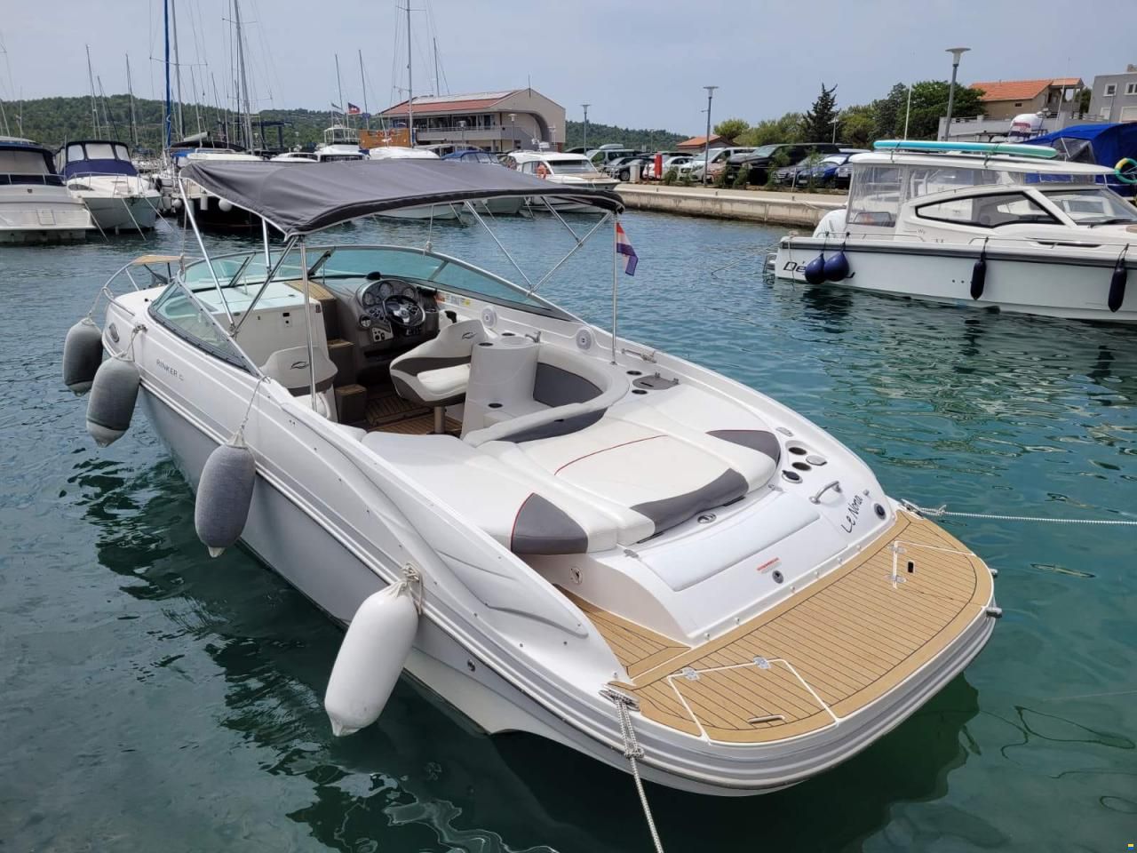Rinker 246 CC