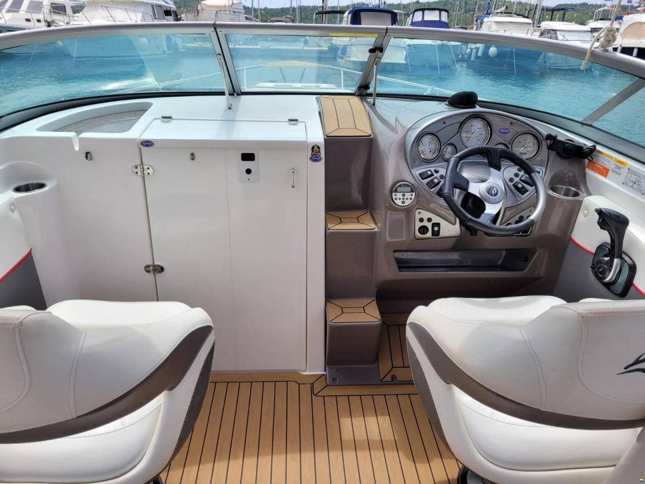 Rinker 246 CC