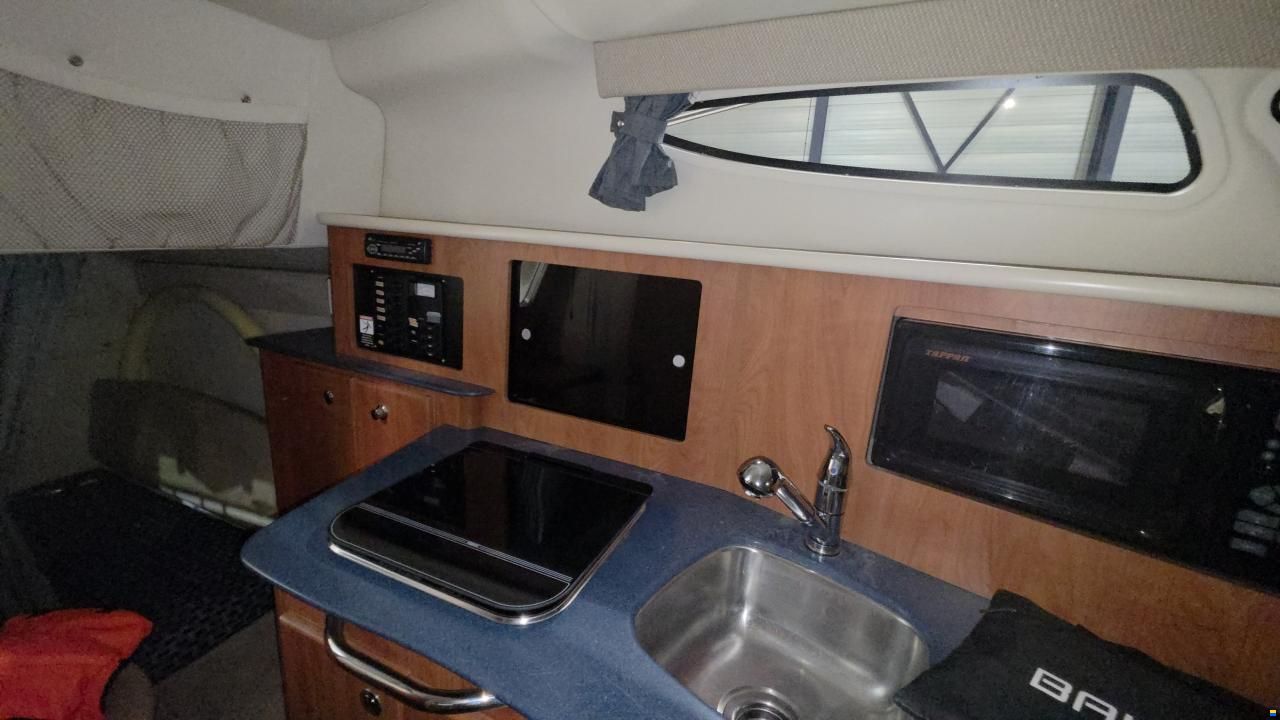 Bayliner 275  BL