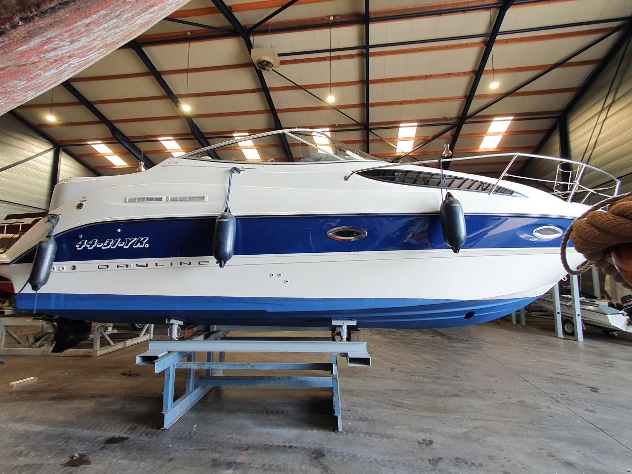 Bayliner 275  BL