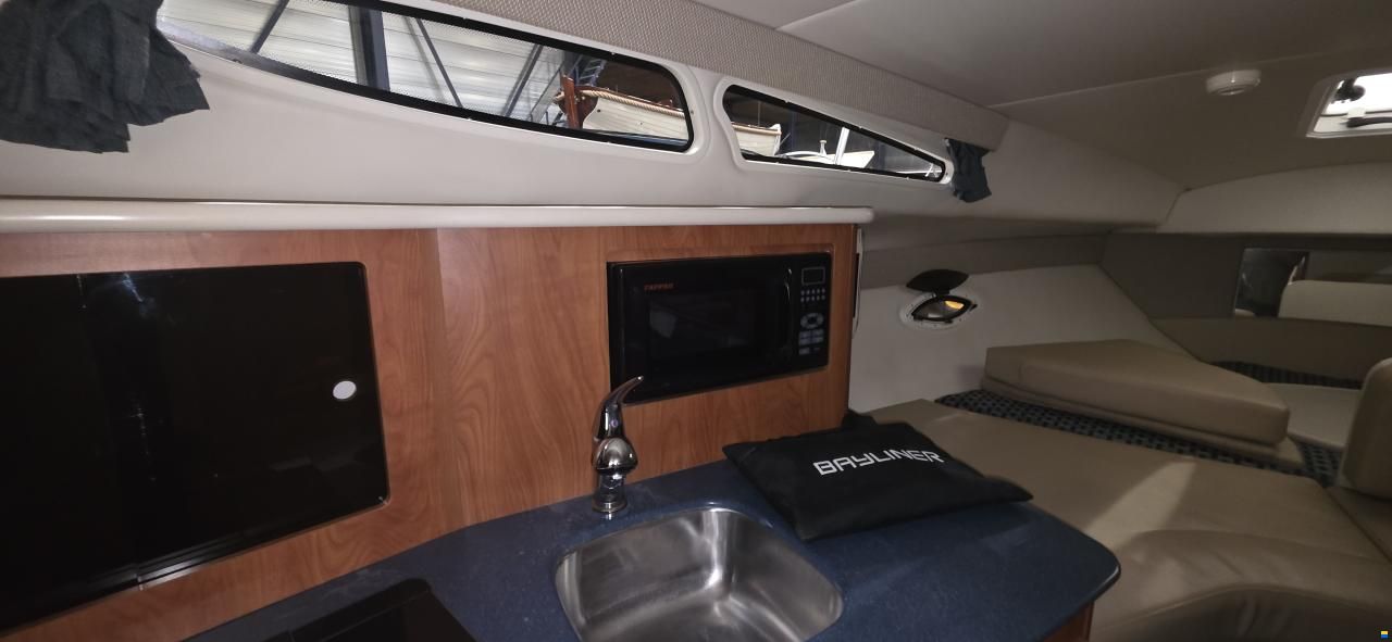 Bayliner 275  BL