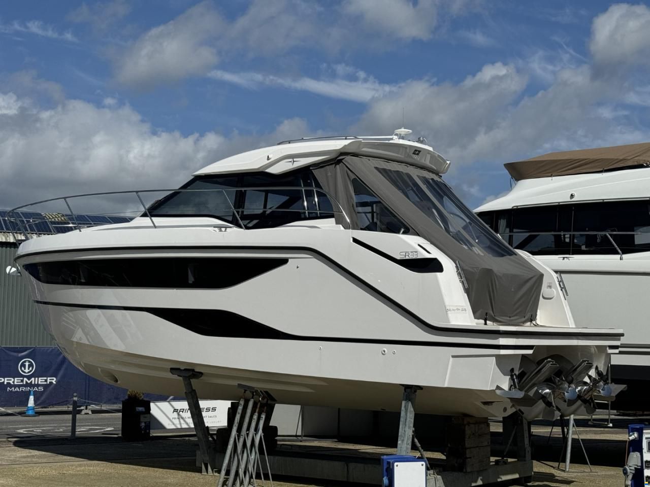 Bavaria SR35
