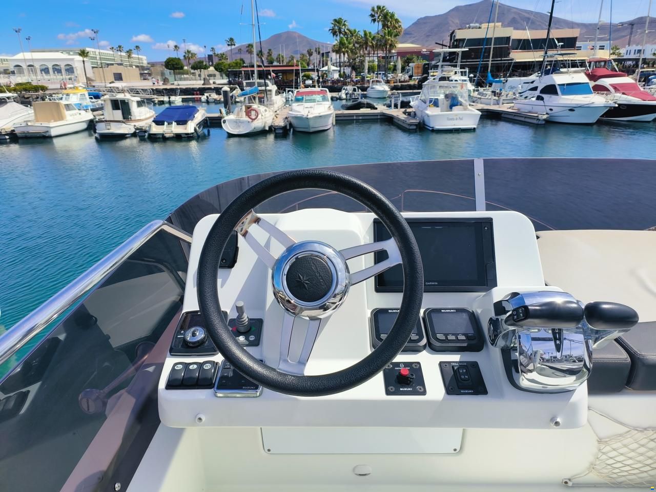 Jeanneau Merry Fisher 1095 Flybridge