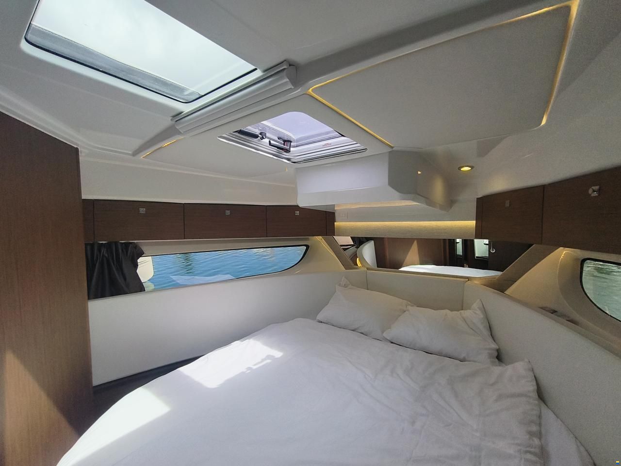 Jeanneau Merry Fisher 1095 Flybridge