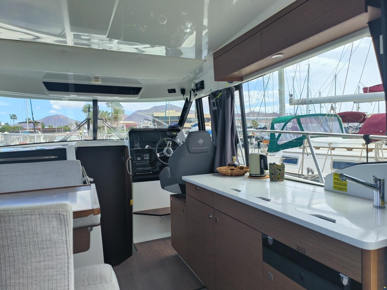 Jeanneau Merry Fisher 1095 Flybridge