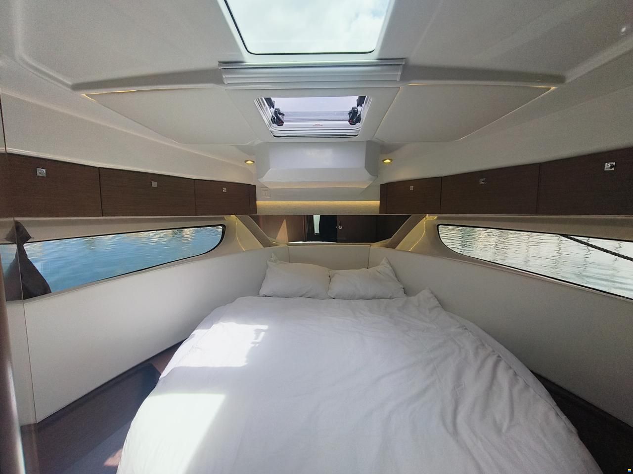 Jeanneau Merry Fisher 1095 Flybridge