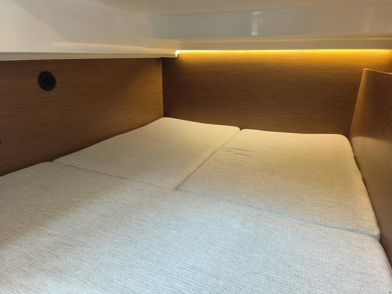 Jeanneau Merry Fisher 1095 Flybridge