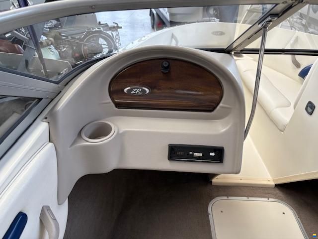 Stingray 180 RX Bowrider, Bj. 2005  Berlin bei Ya