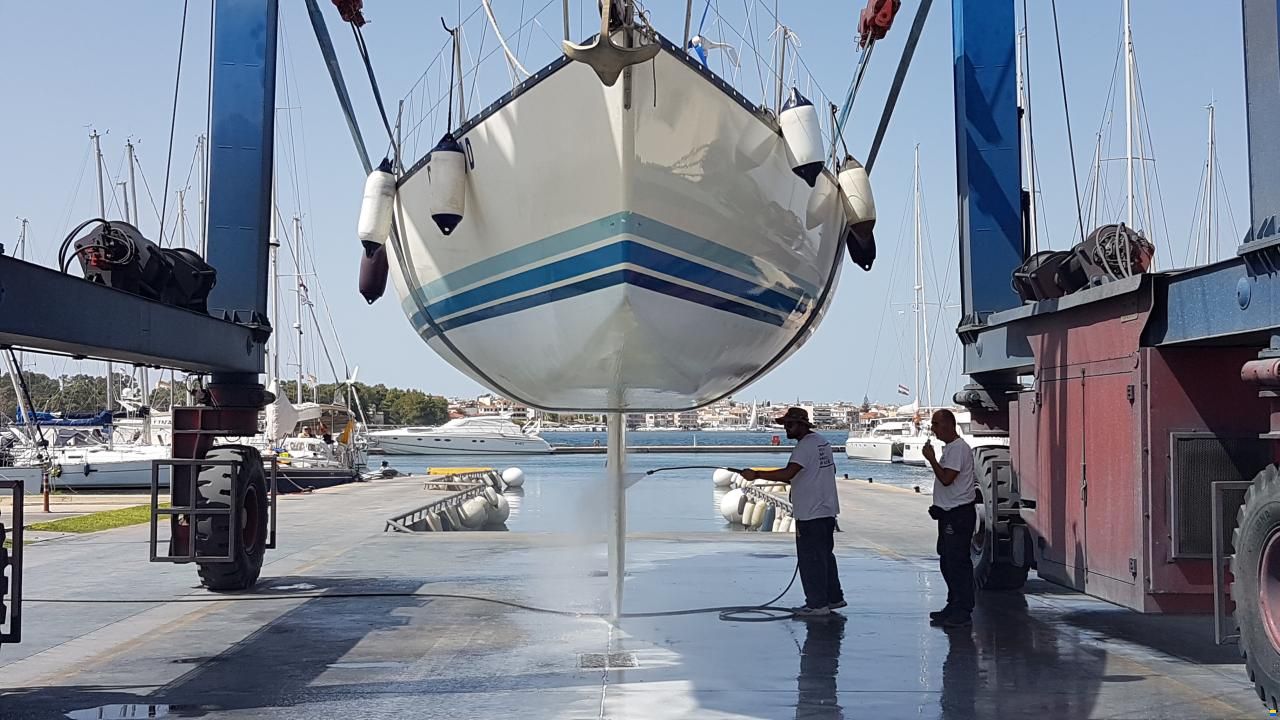 X-Yacht 402