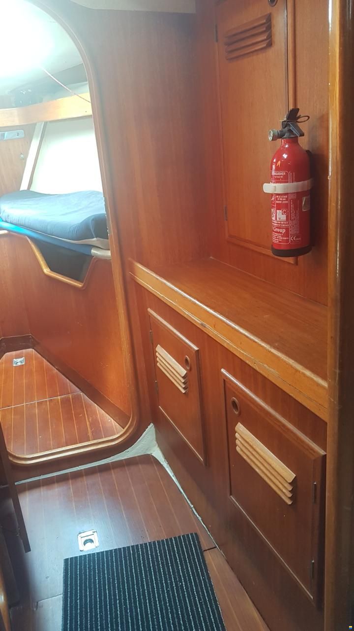 X-Yacht 402