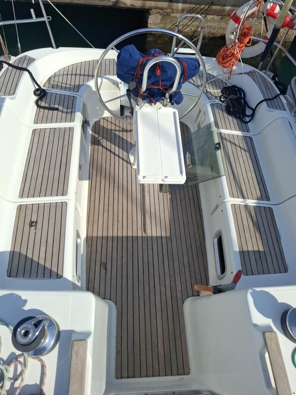 Jeanneau Sun Odyssey 37