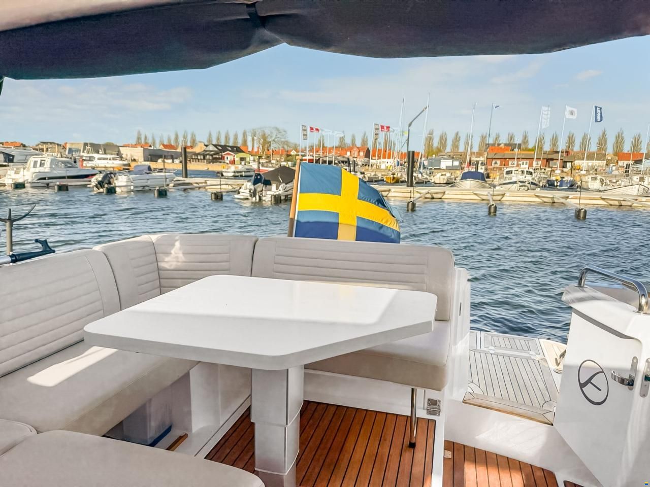 Aquador 28 HT
