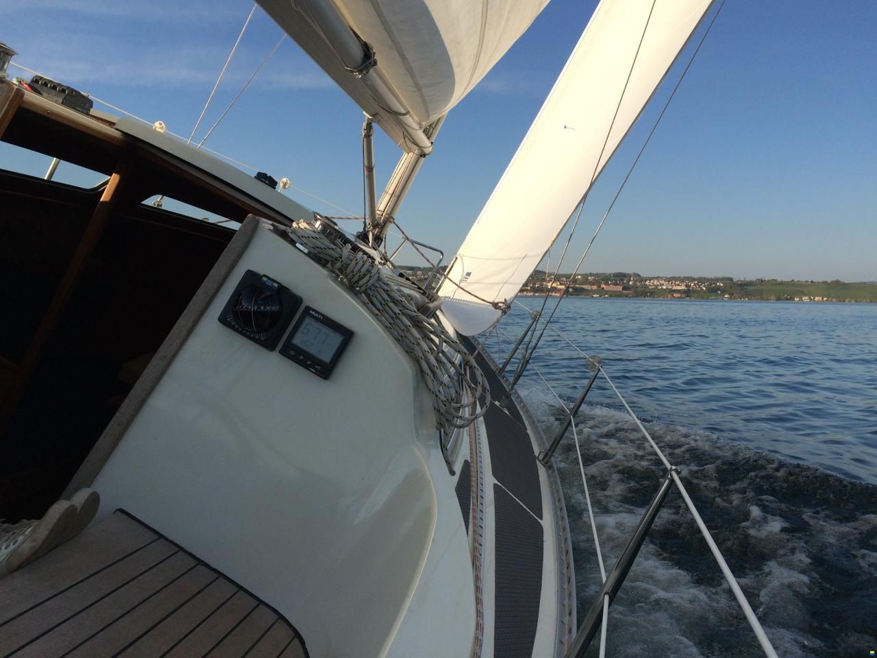 Larsen 28