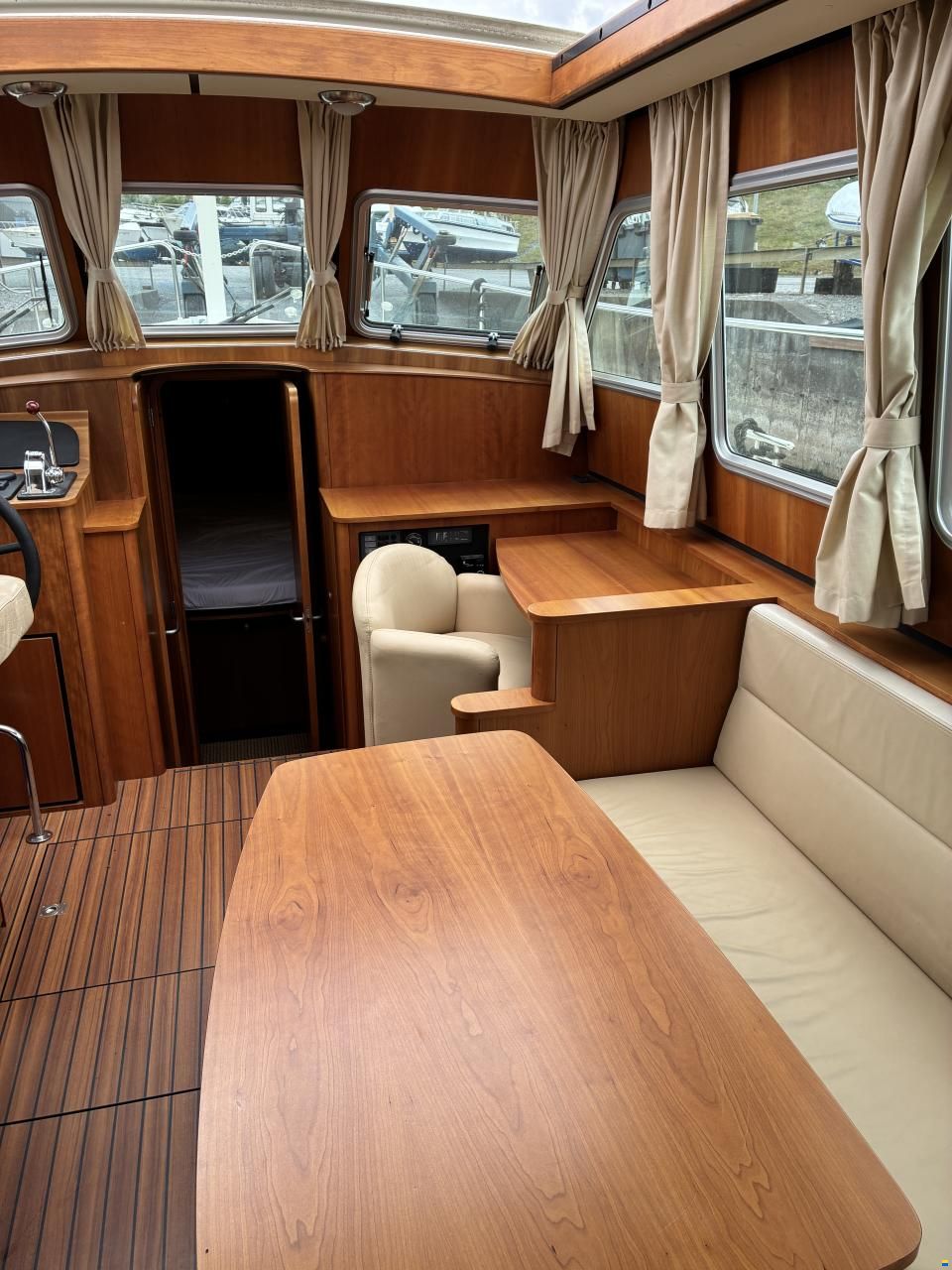 Linssen 33.9 Sedan