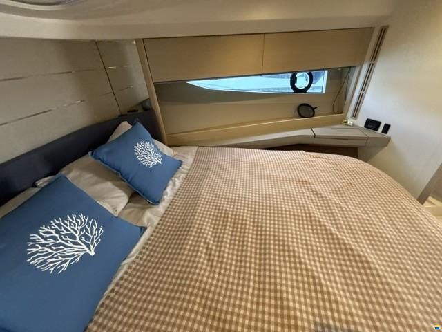 Princess V40