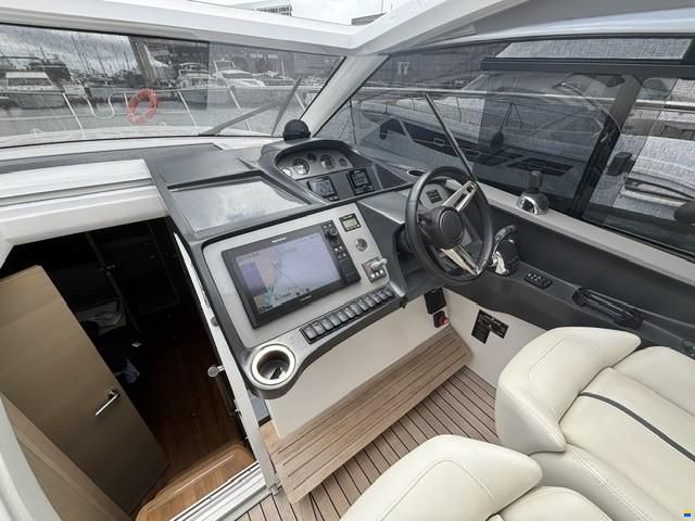 Princess V40