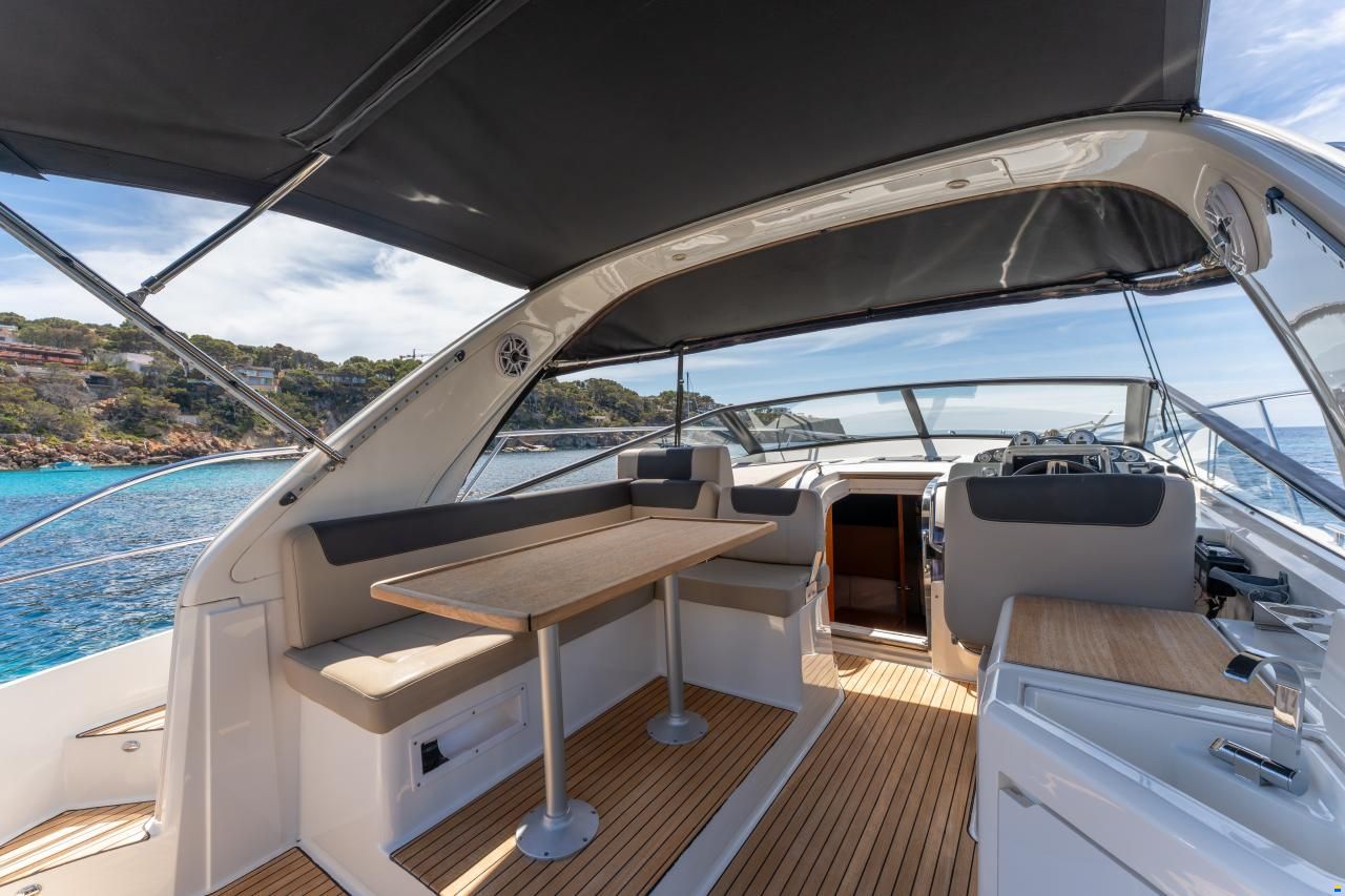 Bavaria S360 Open