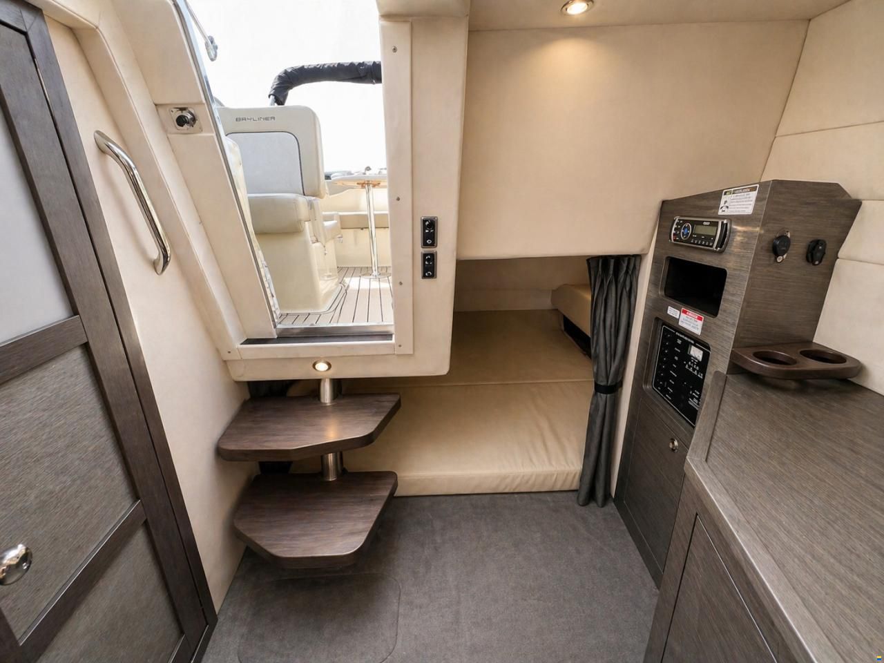 Bayliner Ciera 8 Sport