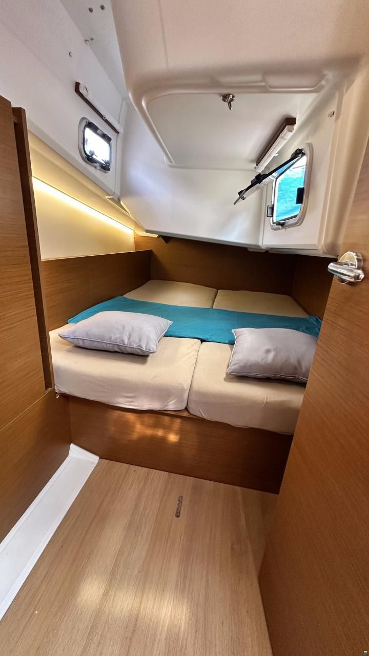 Jeanneau Sun Odyssée 380