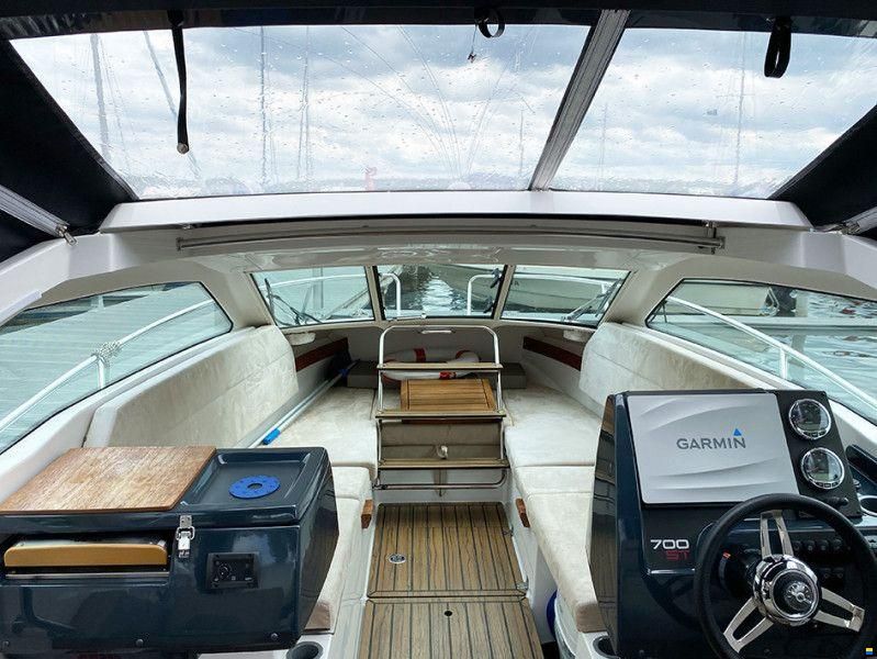 Flipper ST 700