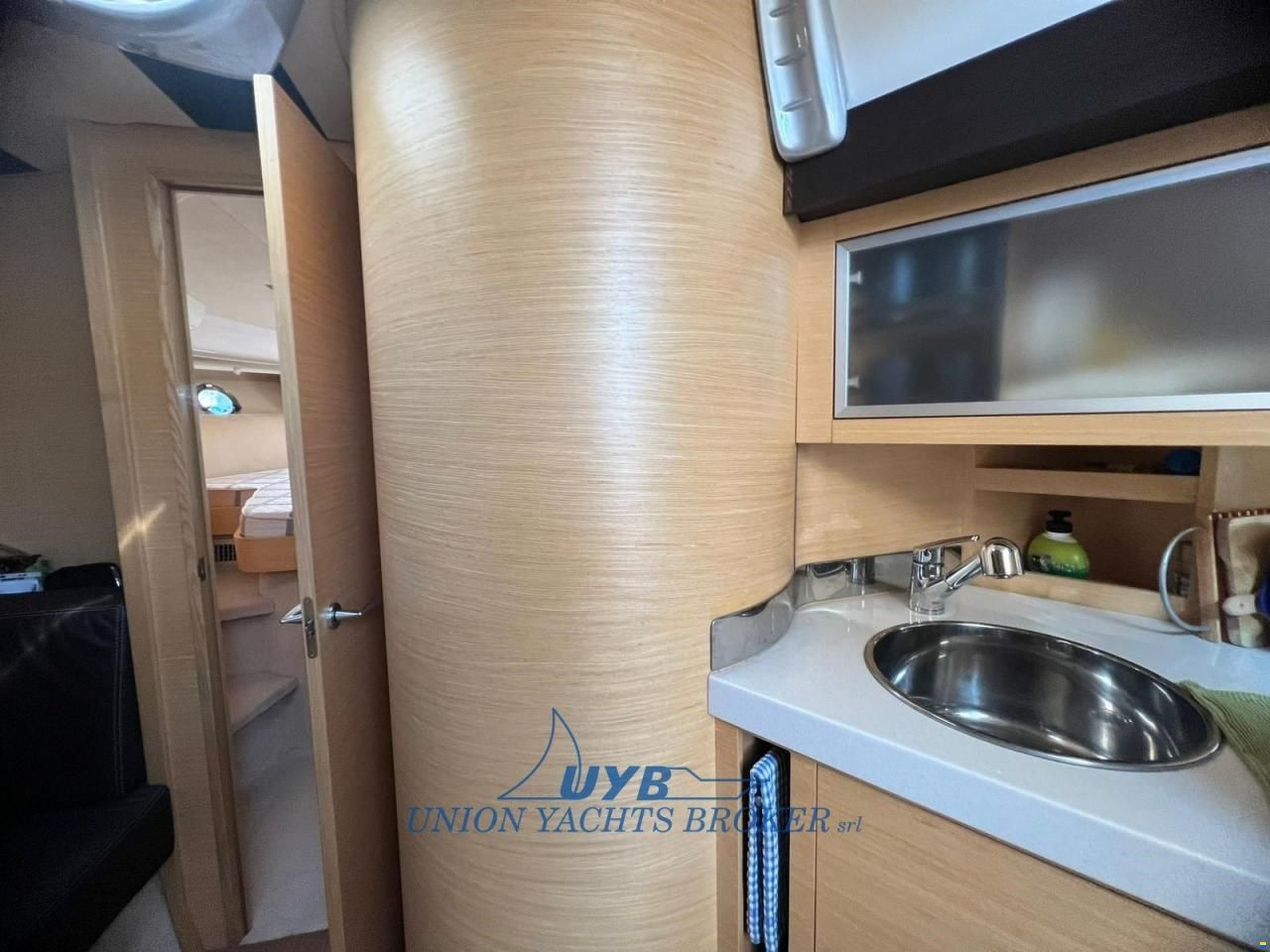 Cranchi MEDITERRANEE 43 HARD TOP