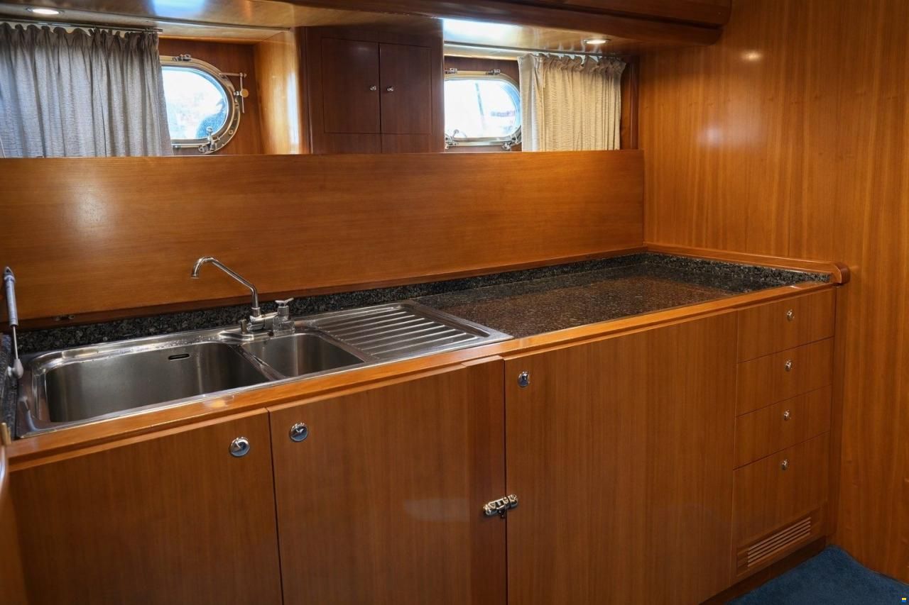 Alfamarine 58