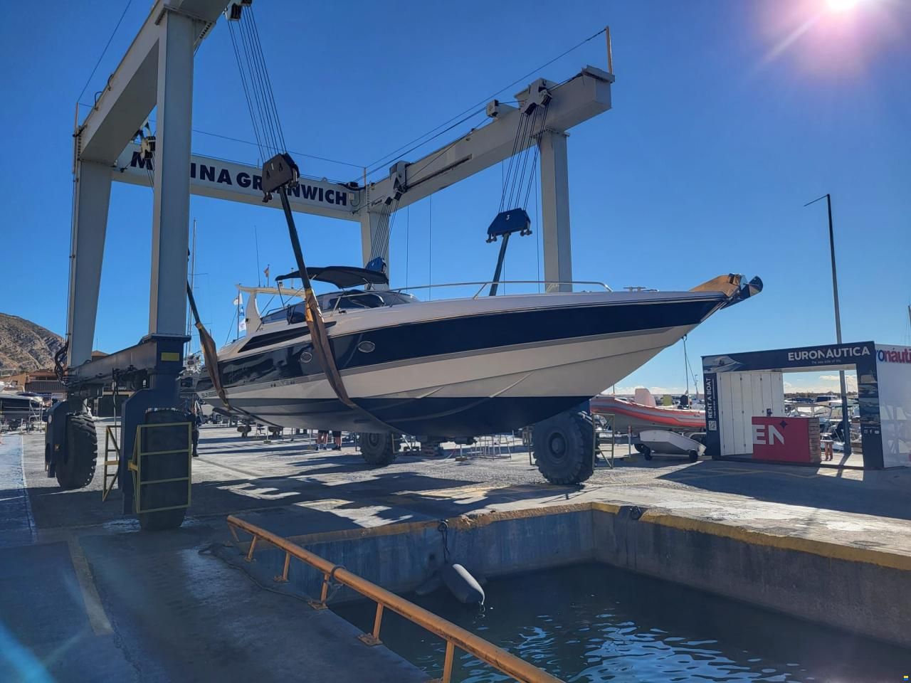 Sunseeker Apache 45